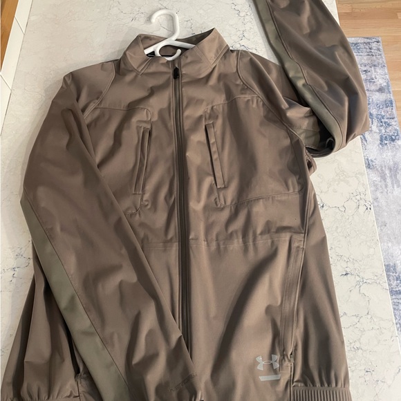 Under Armour mens lightweight coat. - Picture 12 of 12